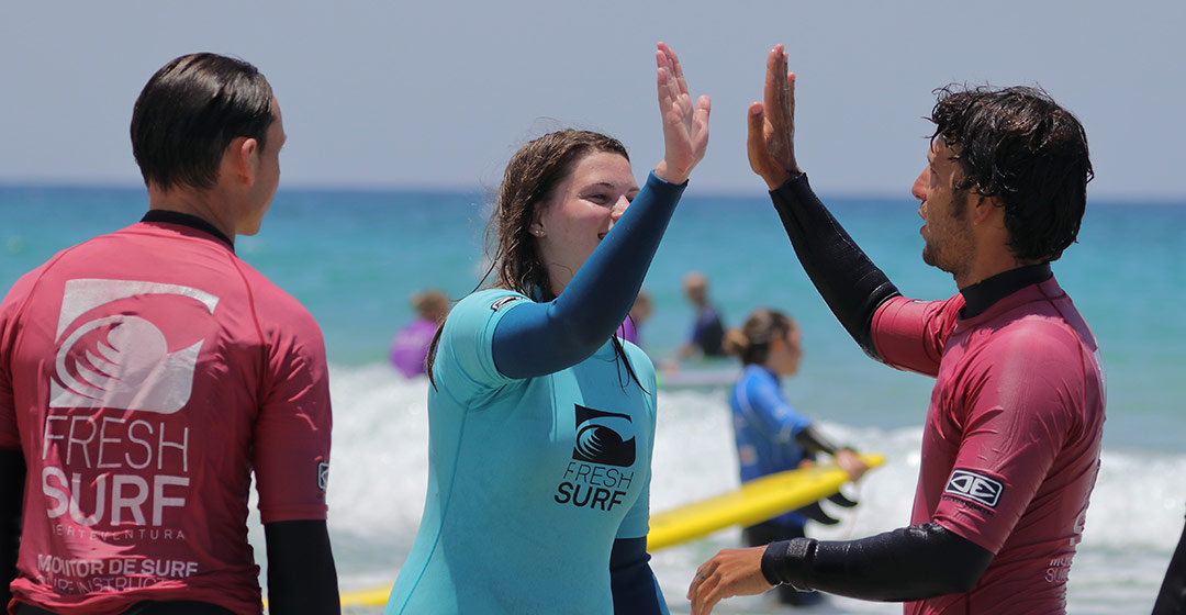 Surfen lernen leicht gemacht in der Surfschule auf Fuerteventura