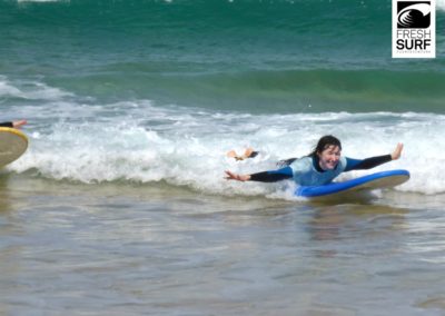 Das erste Mal auf dem Surfbrett