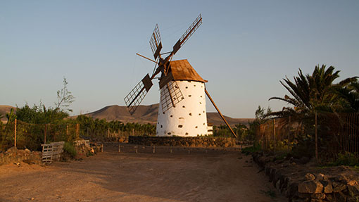 Windmill El Roque A windmill around the corner of the Surfvilla in El Roque