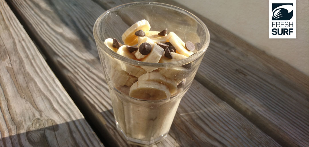 Rezeptideen für Surfer: Erdnussbutter- Bananen Overnightoats