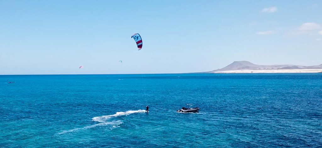 learn kite surfing