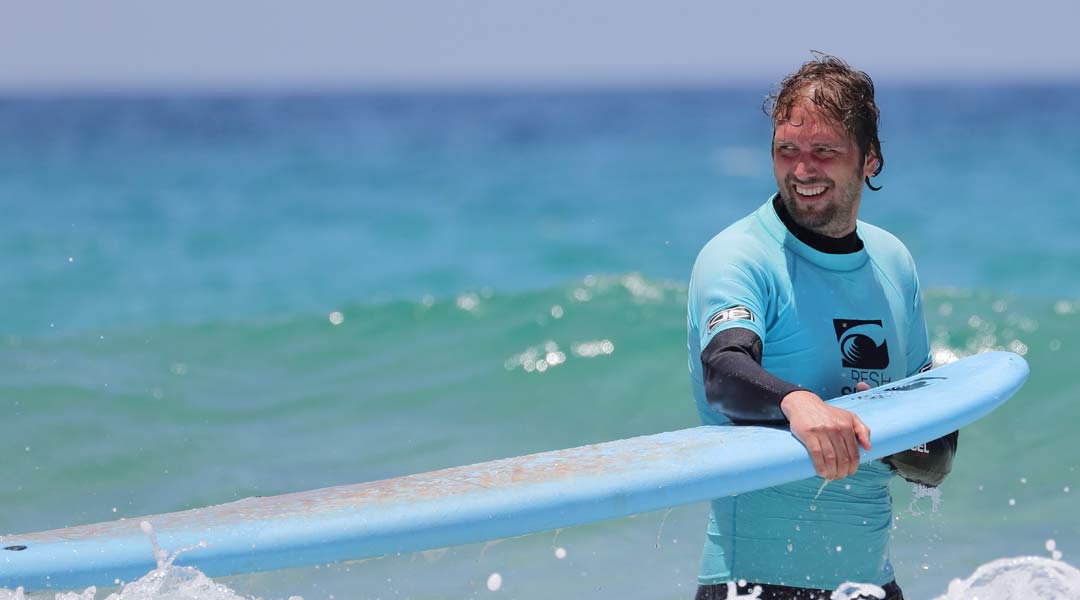 surfurlaub auf fuerteventura steigert dein selbstbewusstsein