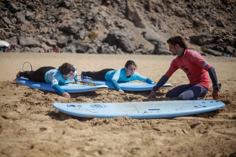 First surf lesson - 1 day of surfing 2 einführung surfen schnupperkurs