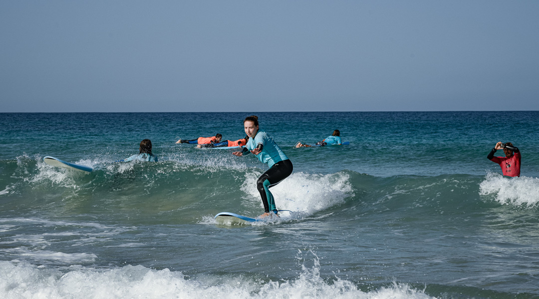 surfen für erwachsene erfolge und herausforderungen konzentration