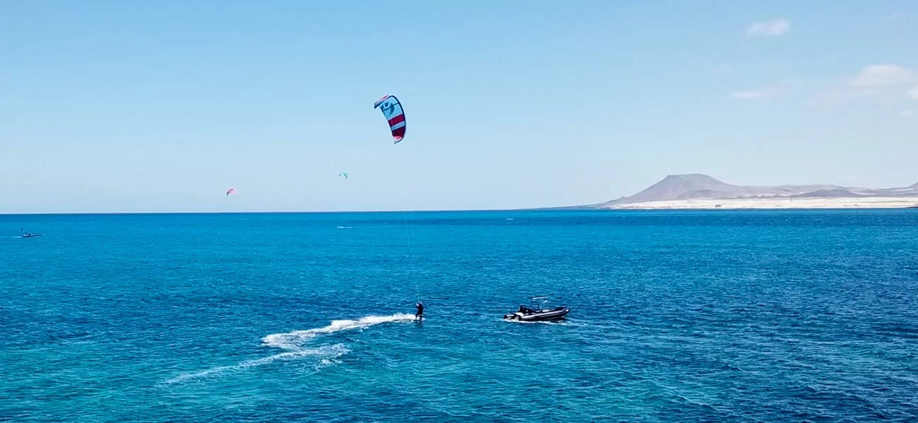 unterschiede zwischen kitesurfen und wellenreiten lernen (1)