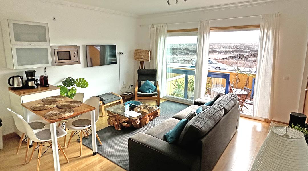 Solero Apartment auf Fuerteventura Wohnzimmer und Essecke