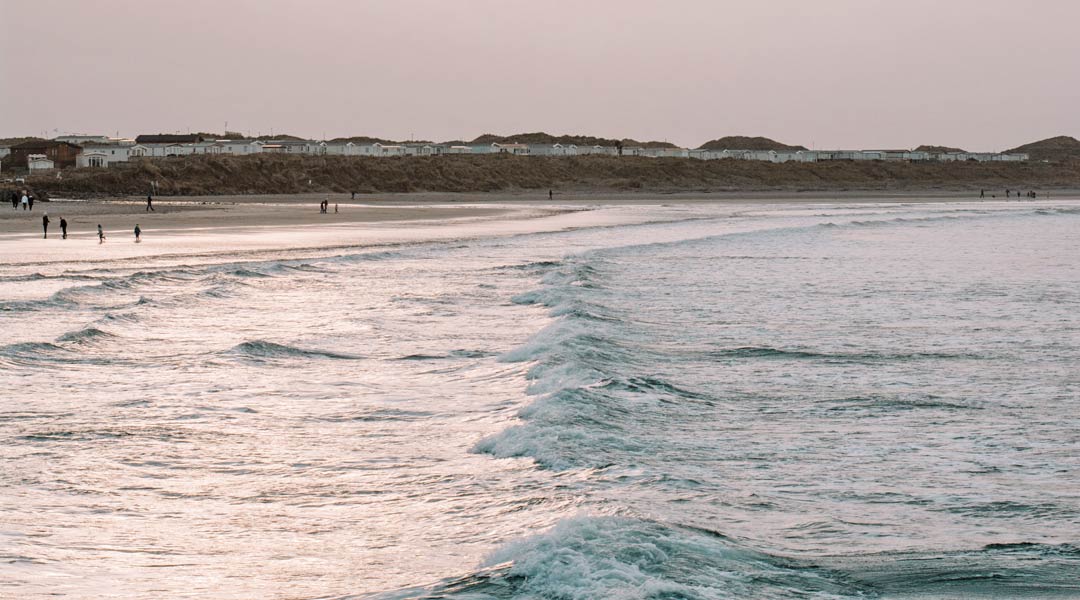 kaltwassersurfen in europa - surfen an den stränden irlands