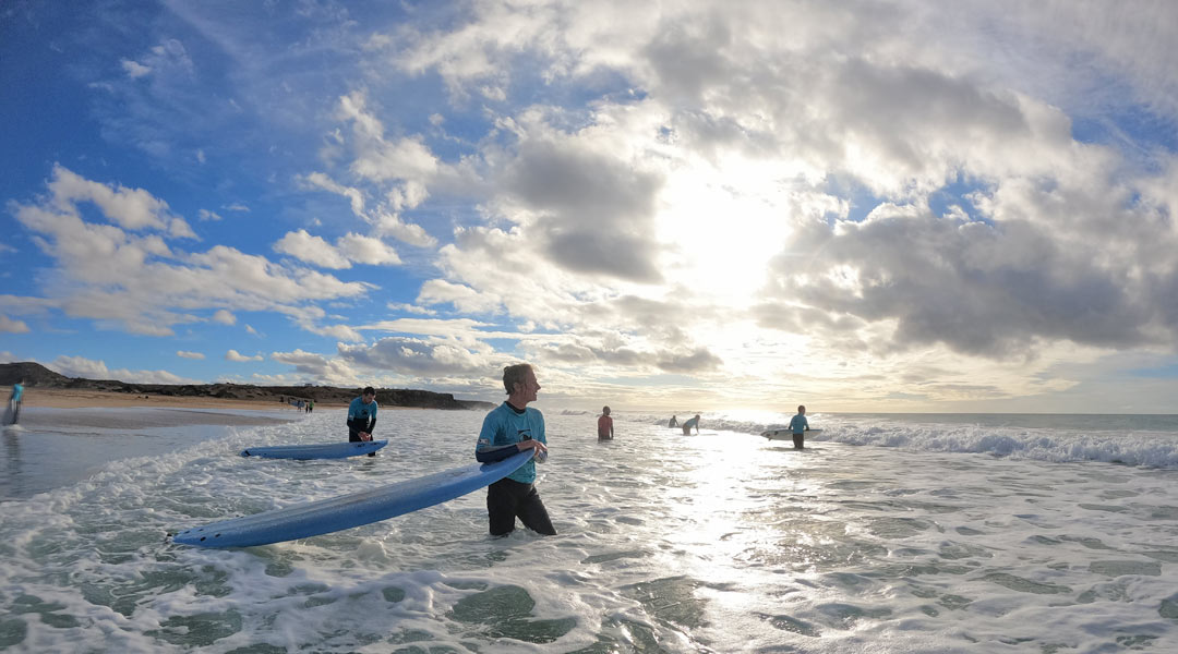 wintersurfspots in europa - surfkurs auf den kanaren