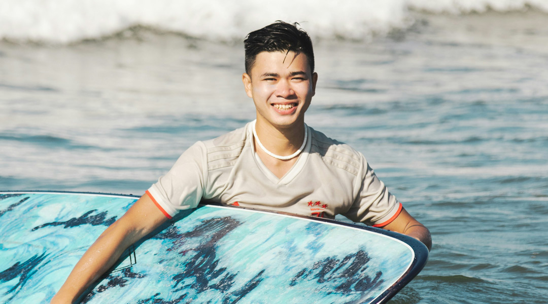 adaptives surfen mit handicap
