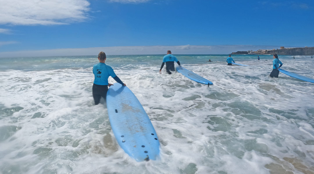 surfen-lernen-im-juni-los-zum-surfen