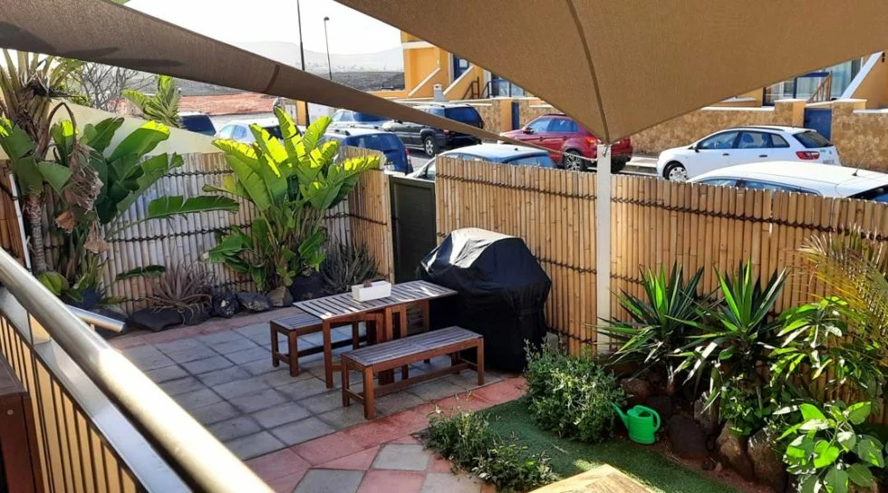 surfhouse en la terraza de fuerteventura