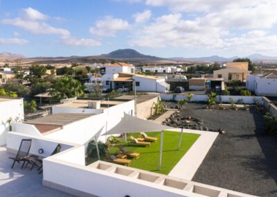 exterior vista surfcamp lajares