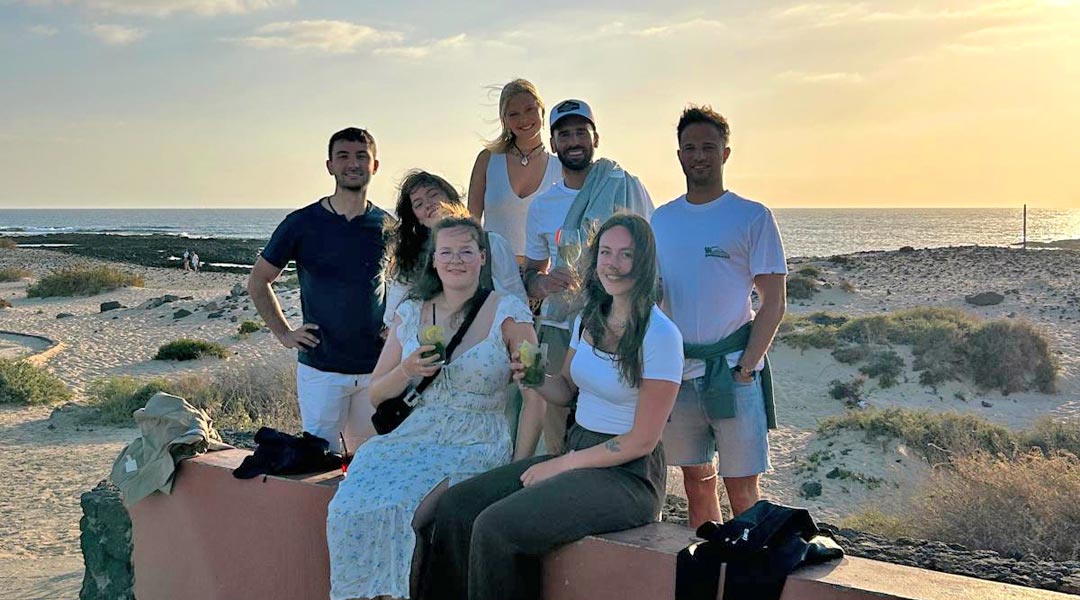 Einfach mal Mai sagen – und ab aufs Brett! Unser Surfcamp im Mai 2025