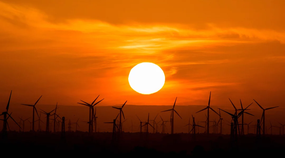 wind auf fuerteventura - Sonnenuntergang und Windpark