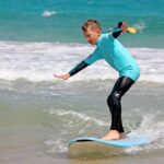 familien surfkurs auf fuerteventura surfen