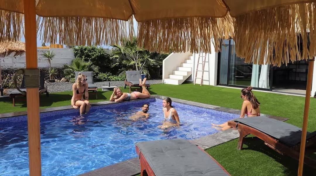 swimmingpool surfvilla koa